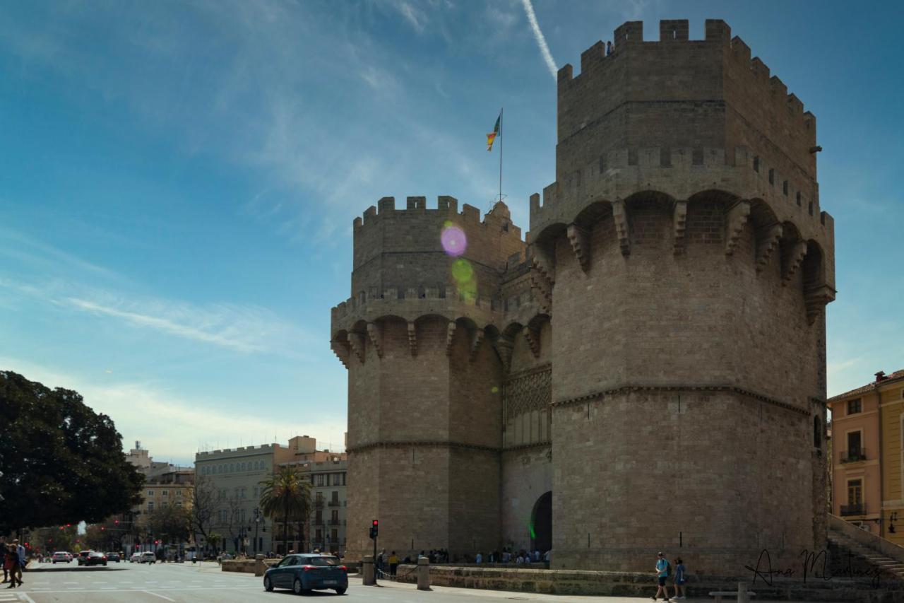 Luminoso. Comodo. Acogedor. Wifi. Junto A Ave Valencia Exteriör bild