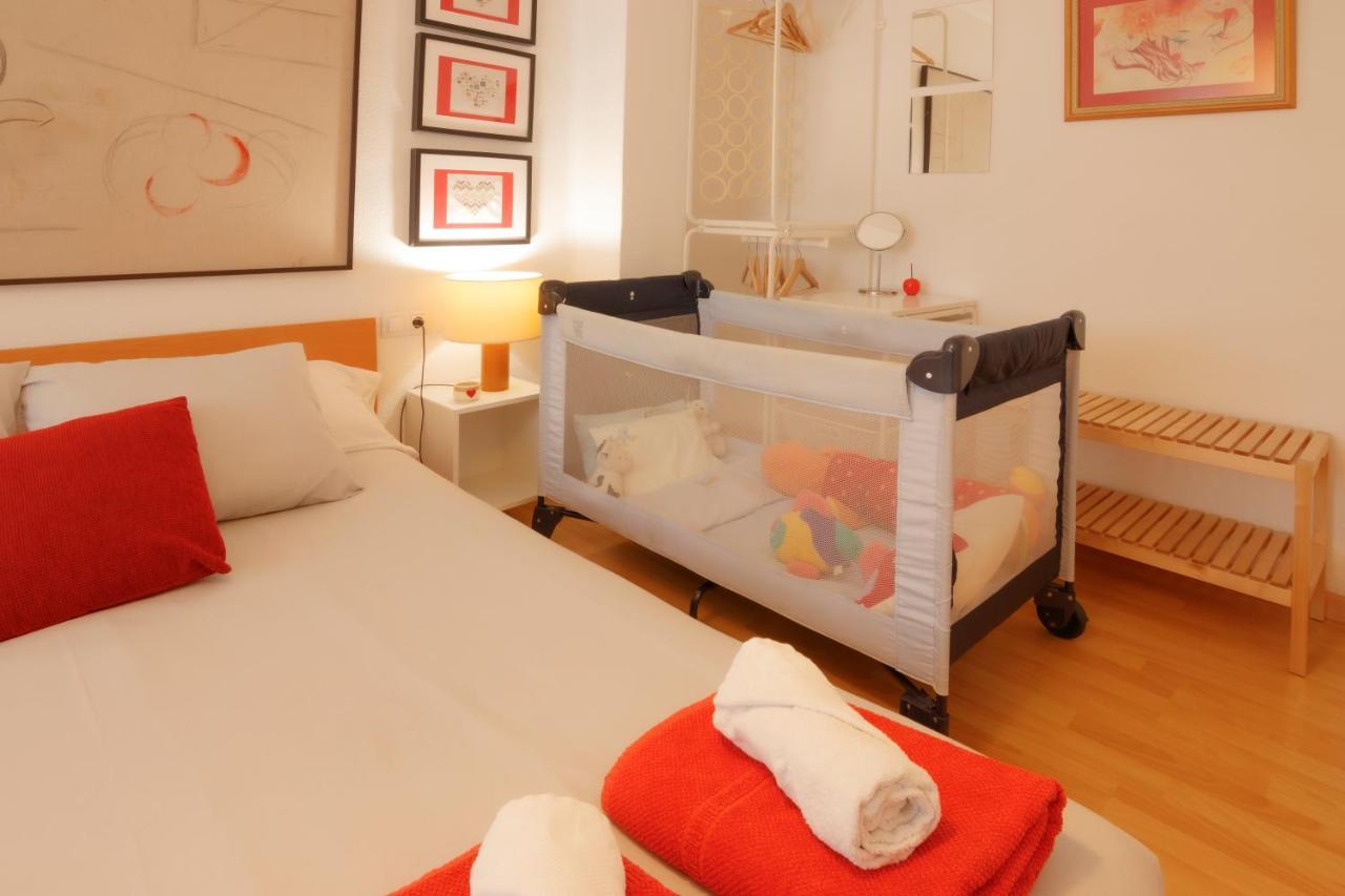 Luminoso. Comodo. Acogedor. Wifi. Junto A Ave Valencia Exteriör bild